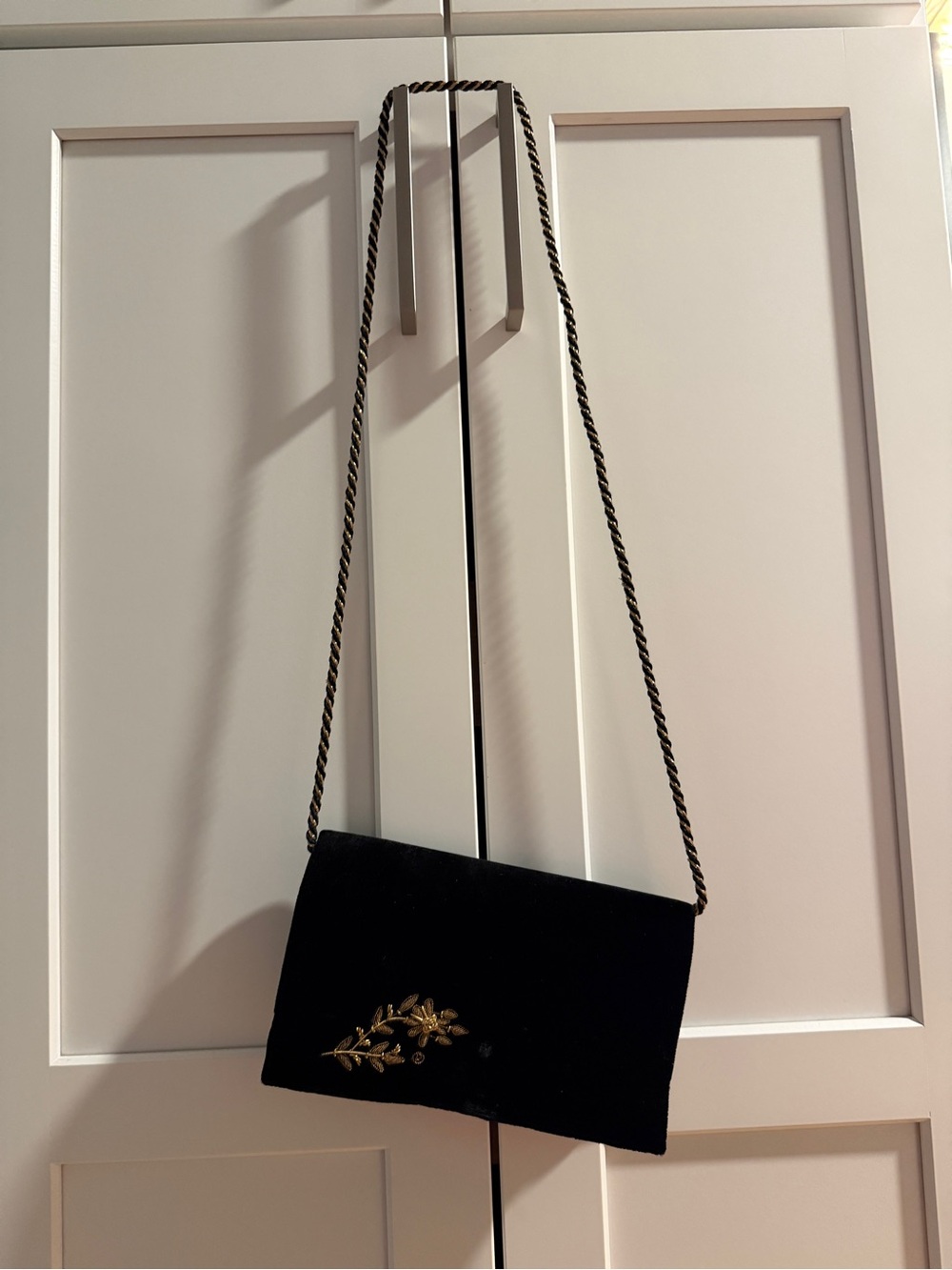 Elegant Black Crossbody Evening Bag with Gold Embroidery